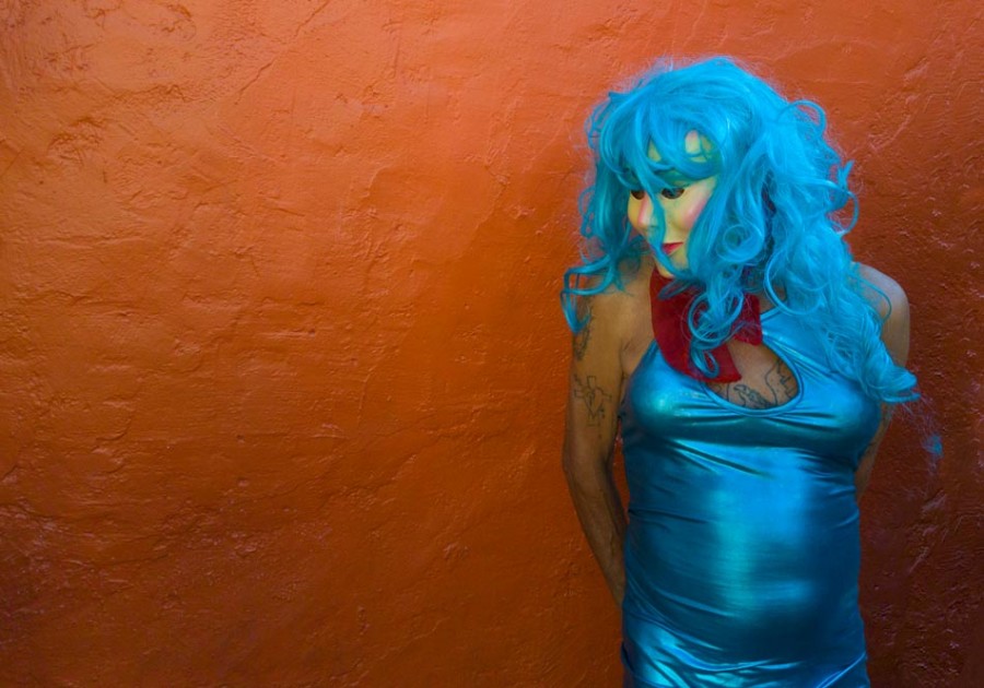 El travestismo en azul para carnaval